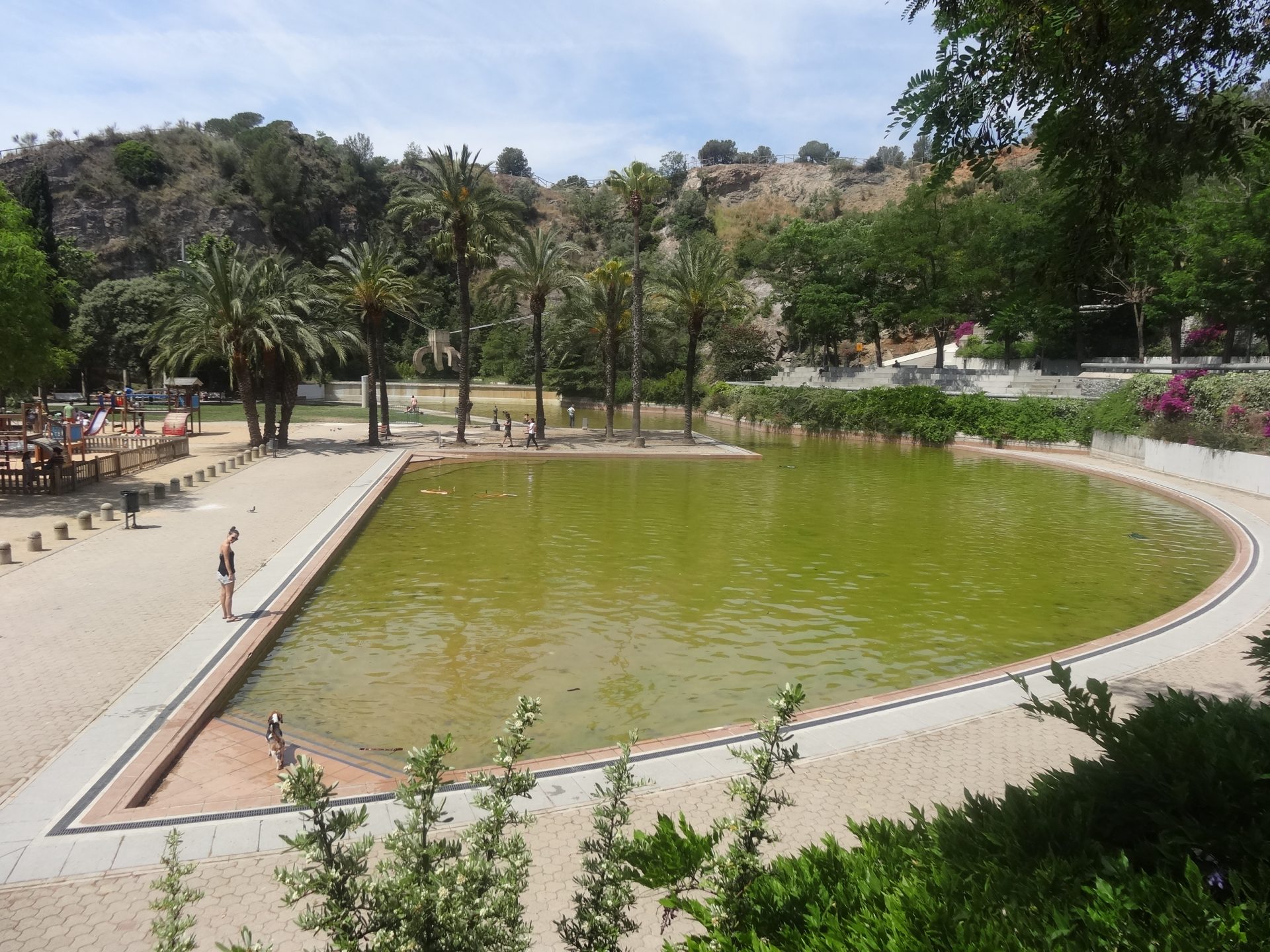 You are currently viewing Outdoor swimming pools in Barcelona